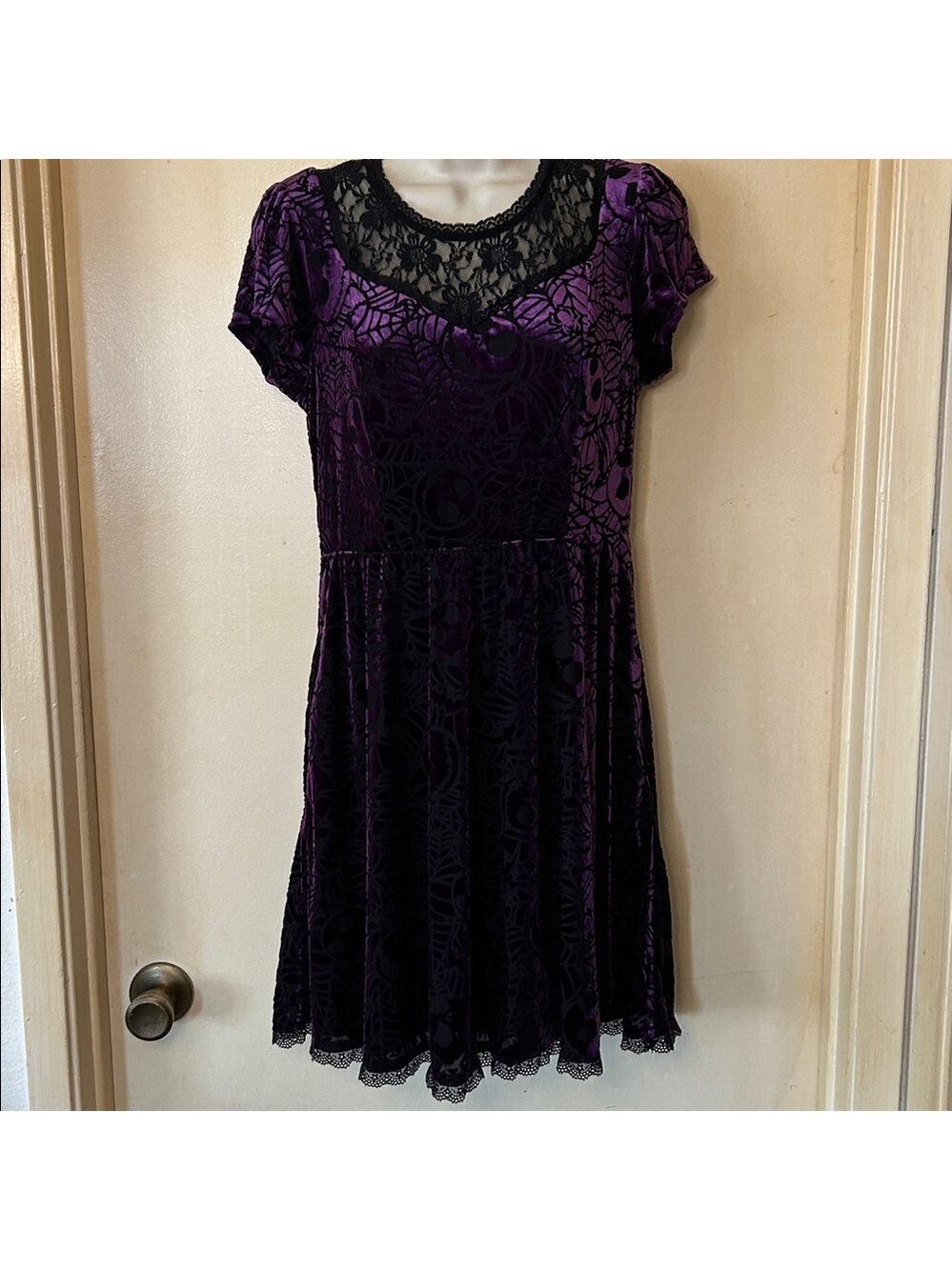 Disney Nightmare Before Christmas Purple Velvet Dress with Black Lace Detail M - Picture 1 of 13